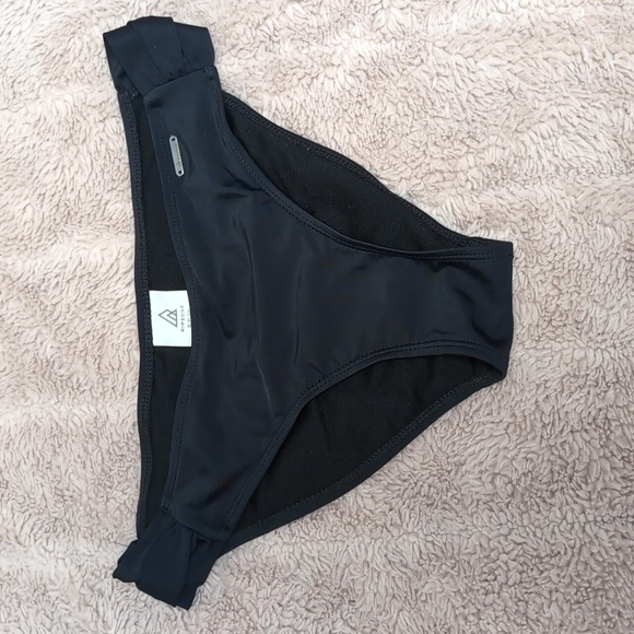 Black and Burgundy Bikini Bottom Set - Picture 2 of 6